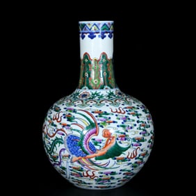 A Rare Doucai Auspicious Cloud and Phoenix Pattern Vase