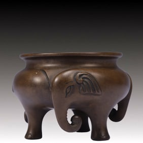 An Exquisite Bronze Elephant Pattern Tripod Censer,Ming Dynasty, China,Xuande Six-character