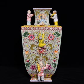 A Rare Green Ground Famille-Rose Figure and Flower Pattern Vase, With Poem