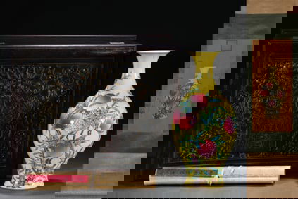 A Rare Yellow Ground Famille-Rose Bats and Peach Pattern Vase,With Chinese Vertical Scroll Ink