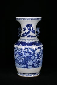 A Rare Blue and White Flower and Bird Pattern Vase