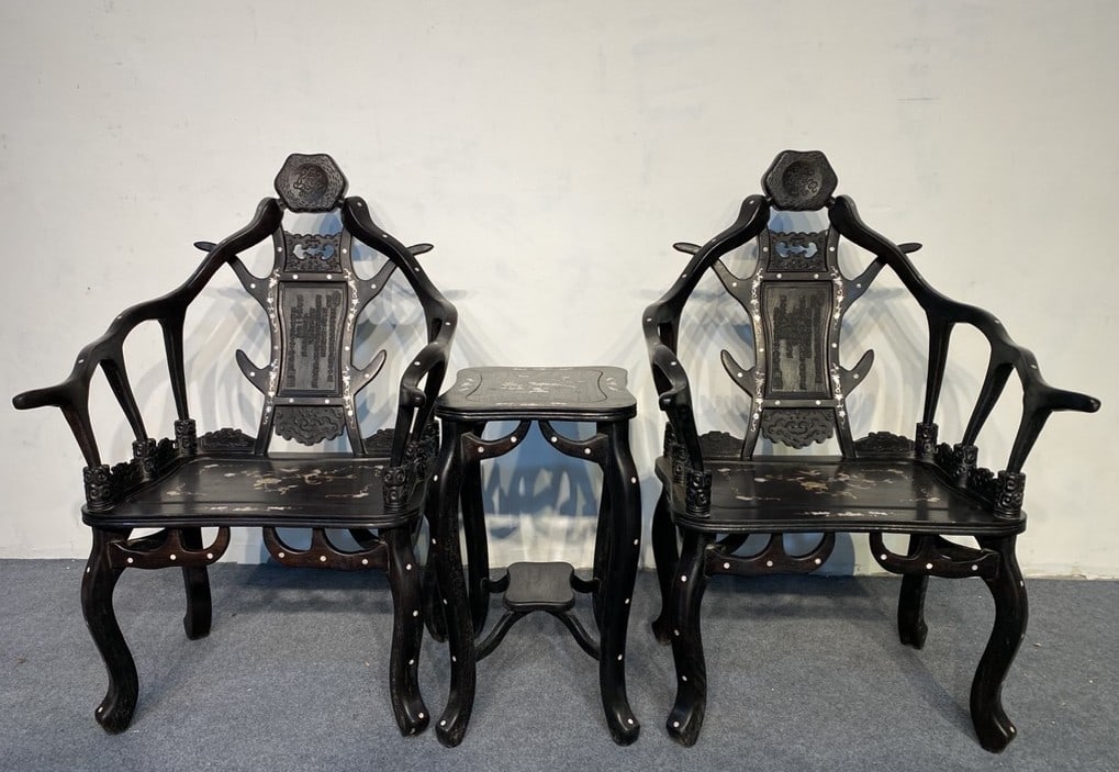 A Set of Fine Zitanwood Deer Antler End Table and Armchairs,With poem (1 of 8)