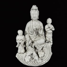 An Exquisite Blance-De-Chine Statue of Avalokitesvara