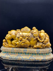 An Exquisite Shoushan Stone Elephant Pattern Ornament,With Base