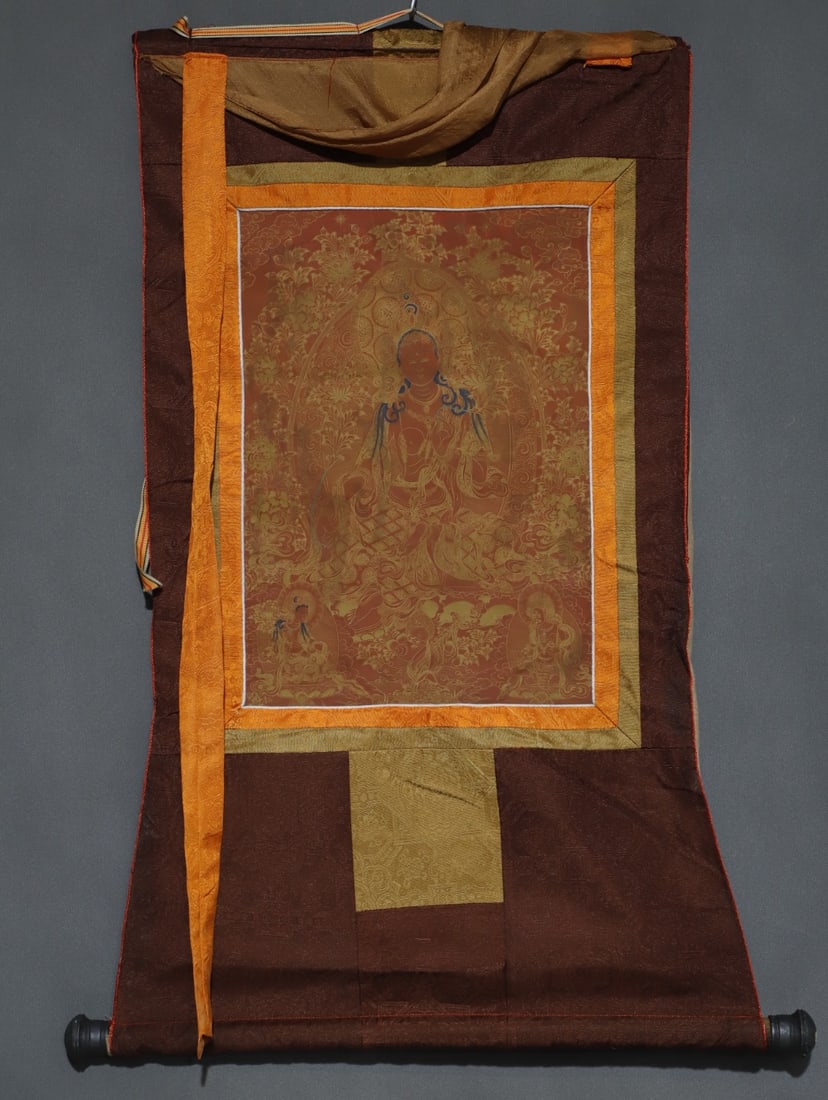 A Rare Brocade Painted Color Statue of Tara Tangka: A Rare Brocade Painted Color Statue of Tara Tangka,Qing Dynasty, China,Size:34.6inx18.1in,(Without frame)16.5inx11in 织锦彩绘度母像唐卡,中&#