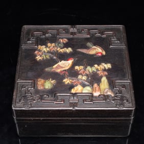 An Exquisite Zitanwood Inlaid Gems Flower and Bird Pattern Box with Cover