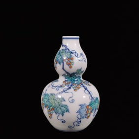 An Exquisite Blue and White Doucai Squirrel and Grapes Pattern Gourd-Shaped Vase