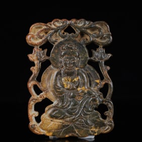 A Rare Gaogu yu Statue of Avalokitesvara Pendant
