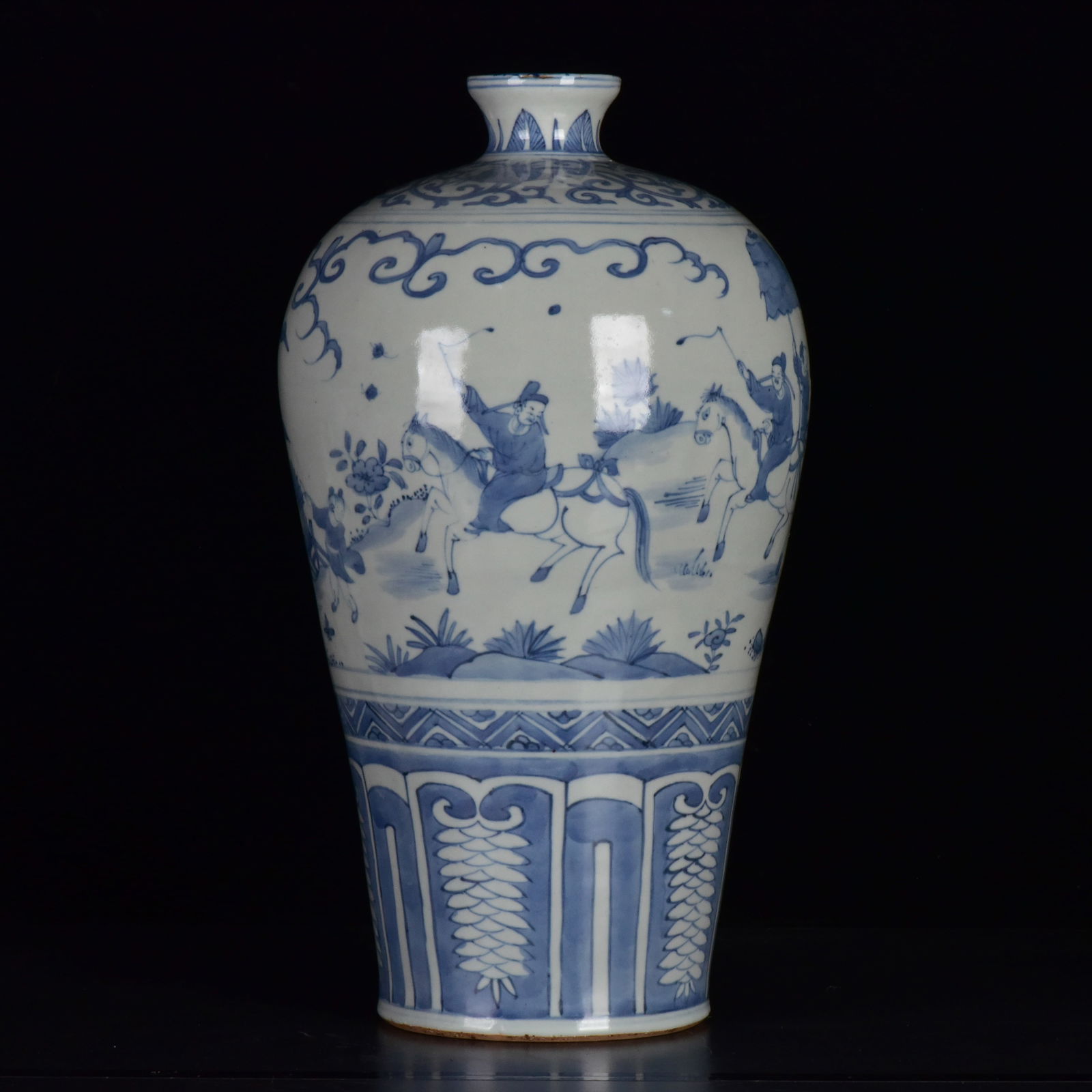 An Exquisite Blue and White Figure and Story Pattern Vase (1 of 9)