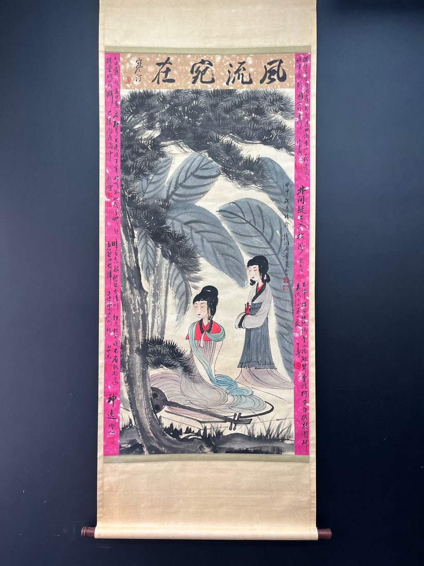 A Chinese Vertical Scroll Ink Painting of Figure on Silk: A Chinese Vertical Scroll Ink Painting of Figure on Silk,Fu Baoshi,Size:29.9inx58.3in 一幅中国水墨绢本人物画立轴,傅&