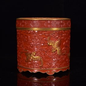 An Exquisite Red Glazed Painted Gold Bats and Peach Pattern Tea Caddy