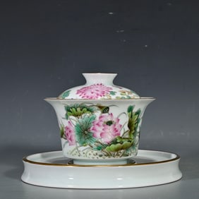 An Exquisite Famille-Rose Flower Pattern with Cover Bowl, With Base