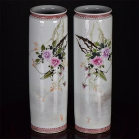 A Pair of Exquisite Famille-Rose Flower Pattern Brush Pots,with Poem