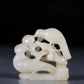 An Exquisite White Jade Flower and Bird Pattern Ornament