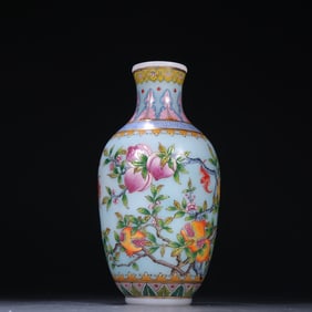 A Fine Famille-Rose Flower Pattern Vase
