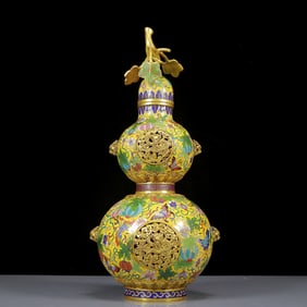A Huge Cloisonne Flower and Fruit and Dragon Pattern Gourd-Shaped Bottle