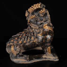 An Exquisite Tang Tri-Color Glazed Pottery Lion Ornament