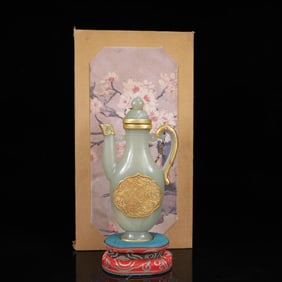 An Exquisite Greenish Jade Inlaid Gilt Bronze Phoenix Pattern Ewer