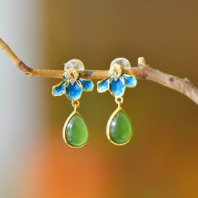 A Pair of Exquisite Sterling Silver Inlaid Jasper Flower Pattern Earrings