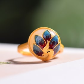 An Exquisite  Sterling Silver-Gold Plated Inlaid White Jade Ring