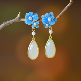 A Pair of Exquisite Sterling Silver Inlaid White Jade Flower Pattern Earrings