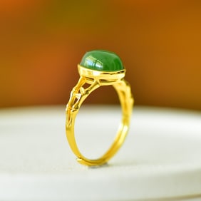 An Exquisite Sterling Silver Inlaid Jasper Ring