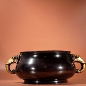 An Exquisite Gilt Bronze Elephant-Ears Censer