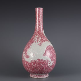 A Huge Ruby Red-Color Seawater and Dragon Pattern Vase
