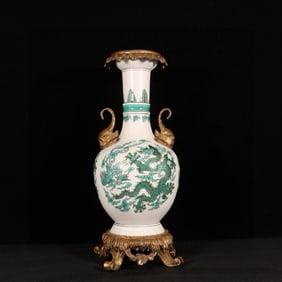 An Exquisite Green Color Inlaid Gilt Bronze Auspicious Cloud,Dragon and Phoenix Pattern