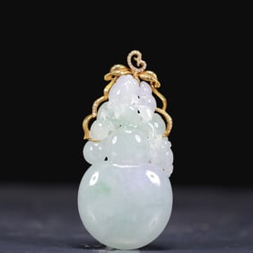 18K Gold Natural Jadeite Gourd Pendant, with Natural Diamond