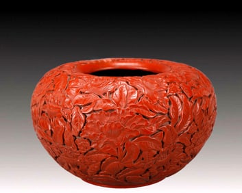 An Exquisite Carved Red Lacquer Flower Pattern Jar