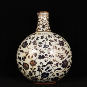 A Huge Blue and White Painted Gold Lotus Pattern Vase