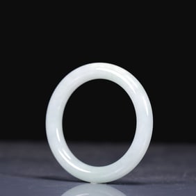 A Precious Natural Jadeite Bracelets