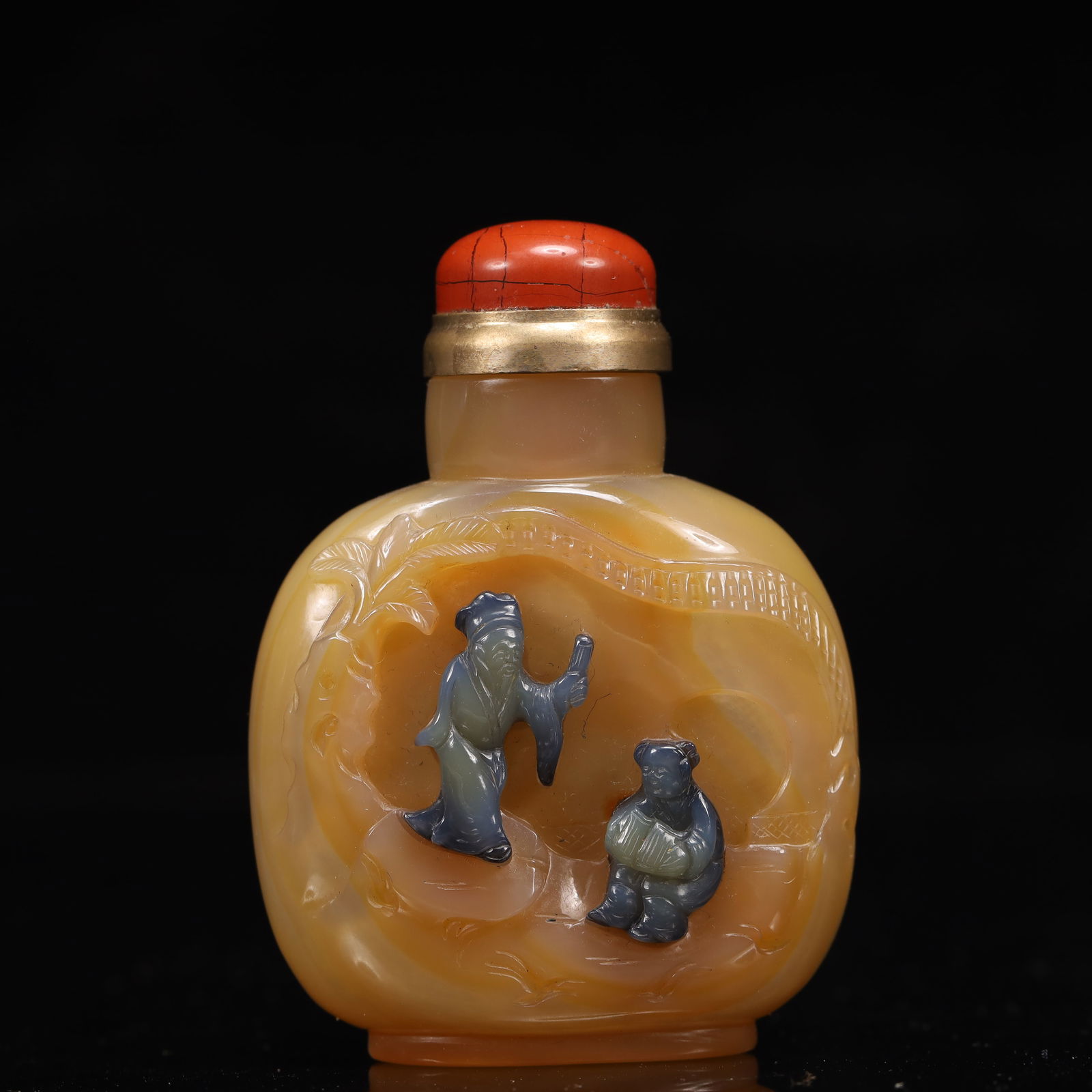 An Exquisite Agate Figure Pattern Snuff Bottle (1 of 8)