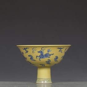 An Exquisite Yellow Ground Blue and White Horse Pattern Stem Cup