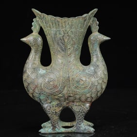 An Archaic Bronze Phoenix Pattern Phoenix Cup