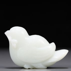 An Exquisite White Jade Bird Ornament