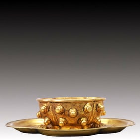 A Rare Gilt Bronze Lion Pattern Cup