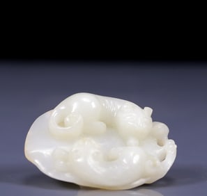 An Exquisite White Jade Cat Ornament