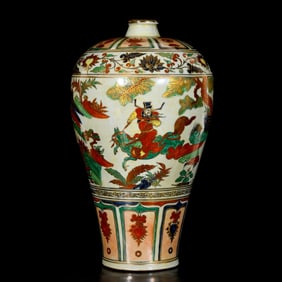 A Huge Wucai Painted Gold Figure and Story Pattern Vase