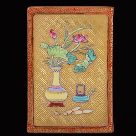 An Exquisite Enamel Gold Ground Flower Pattern Brush Pot