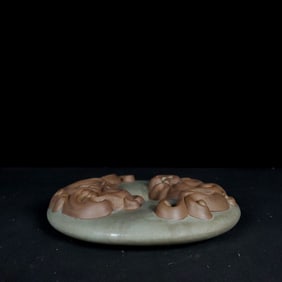 An Exquisite Ru yao Dragon and Phoenix Pattern Ornament