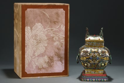 An Archaic Inlaid Gold and Silver Bronze Beast-Face Pattern Beast-Ears Censer,Inlaid Gems,with