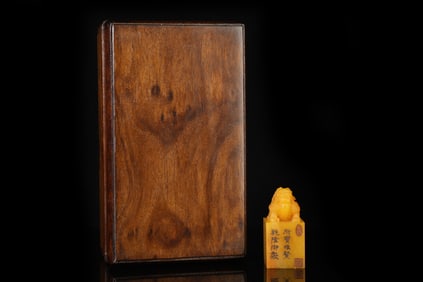 An Exquisite Tianhuang Stone Auspicious Beast Pattern Seal