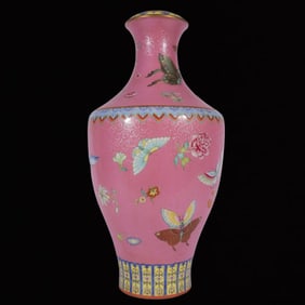 A Huge Famille-Rose Flower and Butterfly Pattern Vase