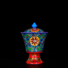 An Exquisite Cloisonne Flower Pattern with Cover Cup