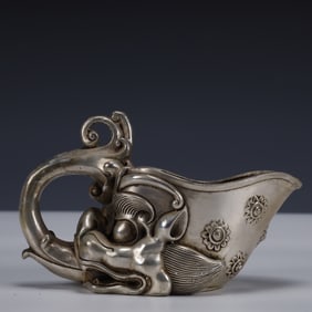 An Exquisite Silver-plated Dragon Pattern Cup