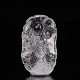 An Exquisite Crystal Fish Pendant