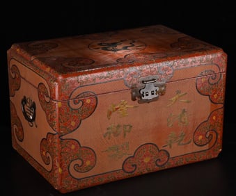 A Huge Carved Lacquer Dragon Pattern Box