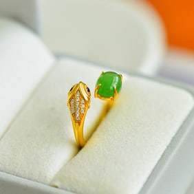 An Exquisite Sterling Silver-Gold Plated Inlaid Jasper Ring,Inlaid Diamond